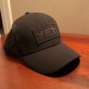 Yeti trucker hat